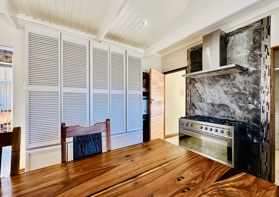 4 Bedroom Property for Sale in Vermont Western Cape